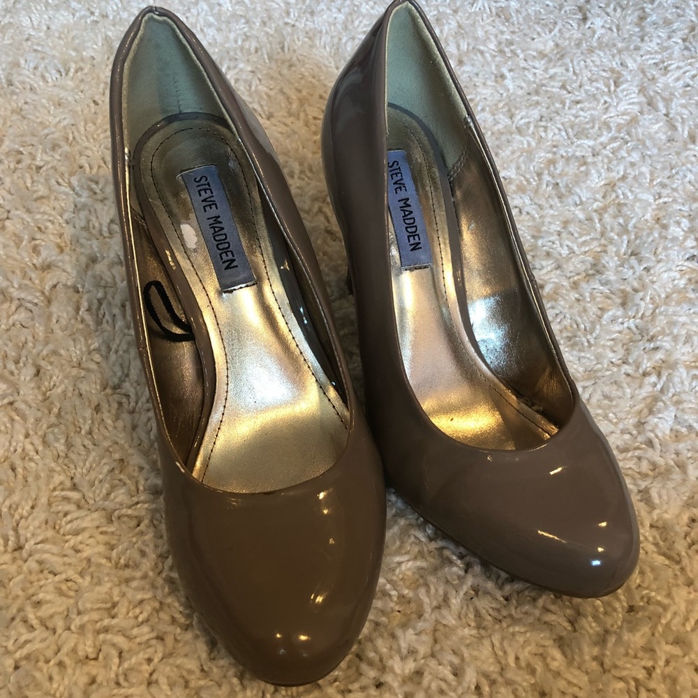 Steve madden tan heels